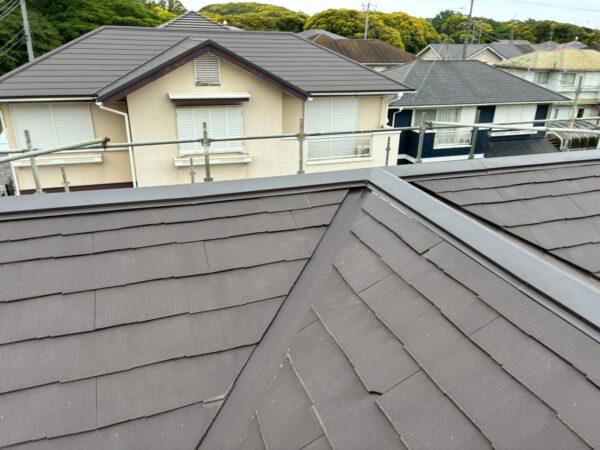 木更津市にて屋根修理〈突風で飛散した棟板金を交換〉の施工後写真